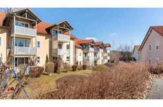 Wohnung kaufen in 94481 Grafenau, Ruhig gelegen und großzügig geschnitten – stilvolle 3-Zimmerwohnung mit Balkon und TG-Stellplatz