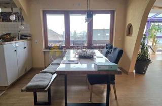 Wohnung kaufen in Hauffweg 2/1, 74420 Oberrot, sehr attraktive 4,5 Zimmer-Wohnung mit Balkon, Garage und 2 Stellplätze in einer ruhigen Sackgasse