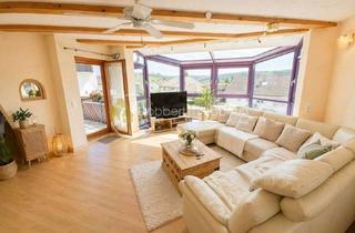 Wohnung kaufen in Hauffweg 2/1, 74420 Oberrot, sehr attraktive 4,5 Zimmer-Wohnung mit Balkon, Garage und 2 Stellplätze in einer ruhigen Sackgasse