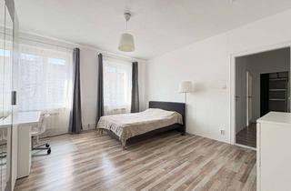 Wohnung kaufen in Arndtstraße 29, 12489 Adlershof, Lichtdurchflutete und bezugsfreie 1-Zimmer-Wohnung in Berlin-Adlershof (provisionsfrei)