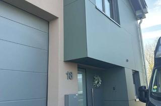 Wohnung mieten in Pfarrer- Berrenberg- Str. 18, 41836 Hückelhoven, 4 Zimmer Neubau Wohnung in Hückelhoven- Brachelen