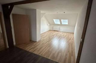 Wohnung mieten in 38106 Braunschweig, Helle 4-Zimmer-DG-Wohnung | 2 Bäder | große Wohnküche | EBK | Glasfaser