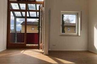 Wohnung mieten in Eugen-Rosner-Straße 22, 83278 Traunstein, 2-Zimmer Dachgeschoss Wohnung in Traunstein - Außenstellplatz, Keller