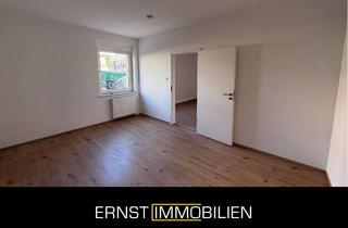 Wohnung mieten in Philadelphiastraße 32, 47799 Cracau, Renovierte 2 Zimmerwohnung mit Tageslichtbad in Krefeld