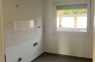 Wohnung mieten in Emsstraße 21, 46117 Osterfeld-Ost, Helle 3-Zimmer Wohnung mit Balkon im EG in Oberhausen-Osterfeld-Ost