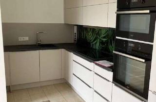 Wohnung mieten in 85126 Münchsmünster, Große Dachgeschosswohnung mit Einbauküche