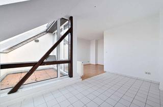 Wohnung mieten in Bergstraße 58, 09113 Schloßchemnitz, Besondere Dachgeschosswohnung in Chemnitz mit Balkon und toller, heller Küche zu vermieten