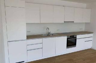 Wohnung mieten in Krampnitzer Straße 14, 14612 Falkensee, 3-Zimmer-Wohnung mit Balkon und Einbauküche