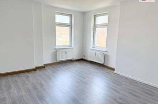 Wohnung mieten in Hans-Witten-Str. 45, 09456 Annaberg-Buchholz, 3-Raum-Wohnung mit Einbauküche und Balkon in ruhiger Ortslage von Annaberg mit toller Sicht!!