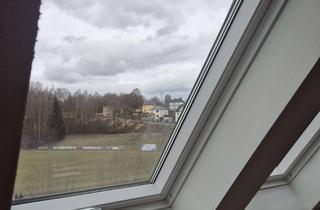 Wohnung mieten in 07927 Hirschberg, Charmante 3-Zimmer Dachgeschosswohnung mit Balkon in Hirschberg