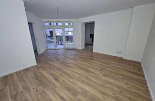 Wohnung mieten in Marzahner Chaussee, 10315 Friedrichsfelde, Erstbezug nach Sanierung: Charmante 2,5-Zi.-Wohnung mit Terrasse in Friedrichsfelde (Lichtenberg)