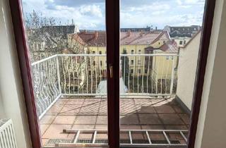 Wohnung mieten in Spiegelstraße 13, 08056 Zwickau, Wunderschöne Dachgeschosswohnung in einem Altbaumehrfamilienhaus