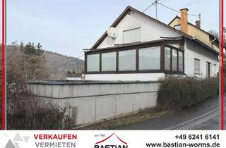 Haus kaufen in 69259 Wilhelmsfeld, Kauf mit Weitblick: Geräumiges 1-2 FH in Höhenlage mit Wintergarten & 3 GA-Stpl. in Wilhelmsfeld!