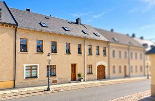 Haus kaufen in 09481 Elterlein, Kapitalanlage in Elterlein: Drei Wohneinheiten – mit Mieteinnahmen clever die Bankrate finanzieren