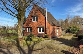 Haus kaufen in 24848 Klein Bennebek, Raus auf´s Land! Charmantes Haus auf großem Grundstück in Feldrand- und Alleinlage
