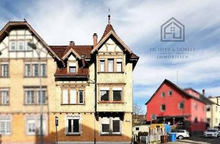 Doppelhaushälfte kaufen in 78532 Tuttlingen, F&D | Denkmalgeschützte Doppelhaushälfte mit 3 Wohneinheiten und Garage – Sanierungsobjekt