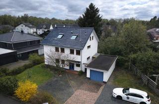 Einfamilienhaus kaufen in 53797 Lohmar, Zentral gelegenes Einfamilienhaus mit viel Platz für die ganze Familie!