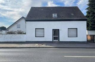 Einfamilienhaus kaufen in Düsseldorfer Str. 230, 47447 Moers, Welcome Home - renovierungsbedürftiges Einfamilienhaus sucht Familie