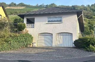 Einfamilienhaus kaufen in Am Schwalbennest, 55592 Raumbach, Einfamilienhaus unterhalb der Weinberge in ruhiger Lage mit unverbautem Blick