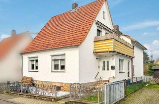 Haus kaufen in 34376 Immenhausen, Zweifamilienhaus mit Garage in Immenhausen