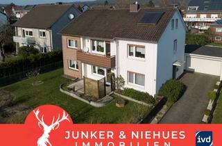 Haus kaufen in 33803 Steinhagen, Zwei Wohneinheiten, viele Möglichkeiten – Zweifamilienhaus mit großem Garten in Steinhagen
