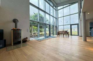 Einfamilienhaus kaufen in 85051 Ingolstadt, Elegantes, lichtdurchflutetes Einfamilienhaus mit einzigartiger Architektur - sofort bezugsfertig!