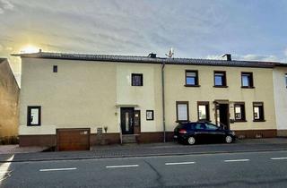 Haus kaufen in 66636 Tholey, Saniertes Doppelhaus in Theley