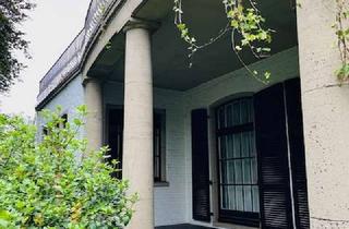 Villa kaufen in 47800 Bockum, Beeindruckende Villa mit großem Grundstück in bester Lage