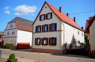 Einfamilienhaus kaufen in 67361 Freisbach, Freistehendes Einfamilienhaus mit Scheune, Hof und Südgarten in Freisbach