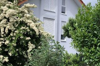 Haus mieten in Hohenschildstraße 4/6, 72766 Reutlingen, Charmantes Reihenendhaus mit 4 Zimmern in Reutlingen