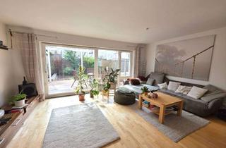 Haus mieten in 85521 Ottobrunn, Ruhige Doppelhaushälfte mit überdachter Terrasse und eigenem Pool....