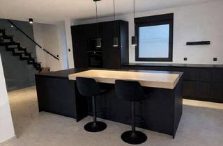 Anlageobjekt in 67071 Oggersheim, Extravagantes Einfamilienhaus mit Gewerbeeinheit auf großzügigem Grundstück in Toplage