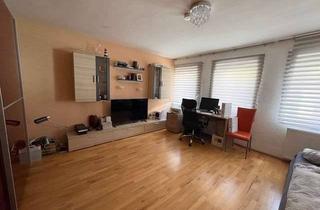 Anlageobjekt in 72805 Lichtenstein, Fachwerk-Zweifamilienhaus mit 6 Zimmern, kl. Garten mit Terrasse und Ausbaupotenzial in Lichtenstein