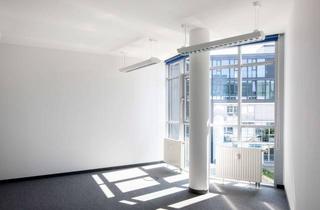 Büro zu mieten in 85521 Ottobrunn, "THE VIEW": Schönes Eck-Büro zum Innenhof im SHARED OFFICE Bereich