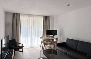 Immobilie mieten in Lucas-Cranach-Straße 71, 65428 Rüsselsheim, Modern renovierte Zimmer in stilvollem Haus – voll möbliert, mit Küche & 2 Bädern