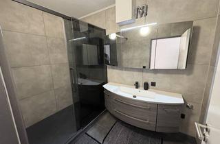 Wohnung kaufen in 75015 Bretten, Komplett modernisierte Wohnung mit Pool, Tiefgarage und hochwertiger Einbauküche.