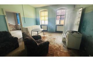 Haus kaufen in 16559 Liebenwalde, Renovierungsobjekt im Herzen von Liebenwalde, direkt am Marktplatz gelegen.