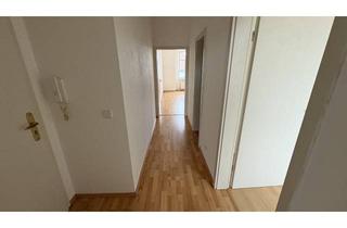 Wohnung kaufen in 07545 Gera, Helle 2-Raum-Wohnung mit Balkon