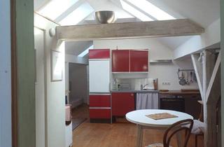 Wohnung mieten in 94032 Passau, Idyllisch gelegene DG-Wohnung (2.OG) mit Gartenbenutzung