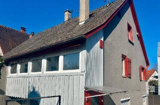 Haus kaufen in 88250 Weingarten, Weingarten - Zweifamilienhaus mit Ausbaupotential in 88250 Weingarten