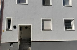 Reihenhaus kaufen in 94405 Landau, Landau an der Isar - Attraktives Reihenhaus im Stadtzentrum - ca. 180 m²