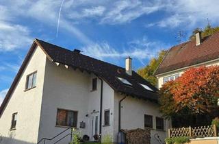 Einfamilienhaus kaufen in 72461 Albstadt, Albstadt - Freistehendes Einfamilienhaus in zentraler und ruhiger Lage mit gepflegtem Garten.