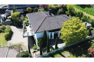 Haus kaufen in 53639 Königswinter, Königswinter - Fernsicht exponierte Lage - Massives EFH mit ELW, LWP, Solar, Kamin, 3 Bäder Ittenbach