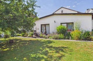 Einfamilienhaus kaufen in 35630 Ehringshausen, Ehringshausen - Charmantes Einfamilienhaus mit Einliegerwohnung und gepflegtem Garten in ruhiger Lage von Ehringshausen-Dillheim