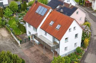 Haus kaufen in 78073 Bad Dürrheim, Bad Dürrheim - Modernisiertes Wohnglück mit zwei Einheiten