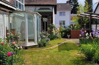 Doppelhaushälfte kaufen in Schützenstraße 7, 63263 Neu-Isenburg, Neu-Isenburg - Kleine Oase in unmittelbarer Zentrumsnähe von Neu-Isenburg