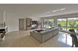 Wohnung kaufen in 40625 Düsseldorf, Düsseldorf - Immobilien-Richter: Elegante 3-Zimmer-Wohnung mit Traumgarten in Toplage von Düsseldorf-Ludenberg