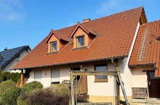 Einfamilienhaus kaufen in 96176 Pfarrweisach, Pfarrweisach - Freistehendes Einfamilienhaus mit großer Doppelgarage und Blick ins Grüne !