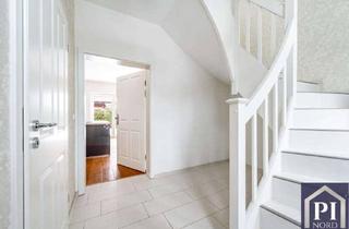 Wohnung kaufen in 24161 Altenholz, Sylter Wohnerlebnis in Altenholz: Luxuriöse Terrassenwohnung mit 350 m² eigenem Garten