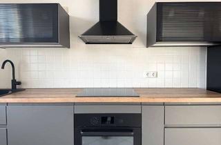 Wohnung kaufen in 19053 Feldstadt, Helle 2-Zimmer-Wohnung mit Tageslichtbad und neuer Küche